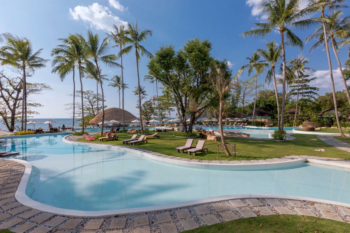 Eden Beach Khao Lak Resort & Spa